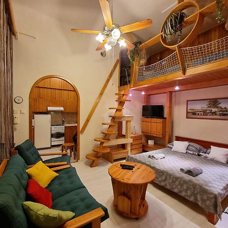 Little Cozy Apartman Μίσκολτς Εξωτερικό φωτογραφία