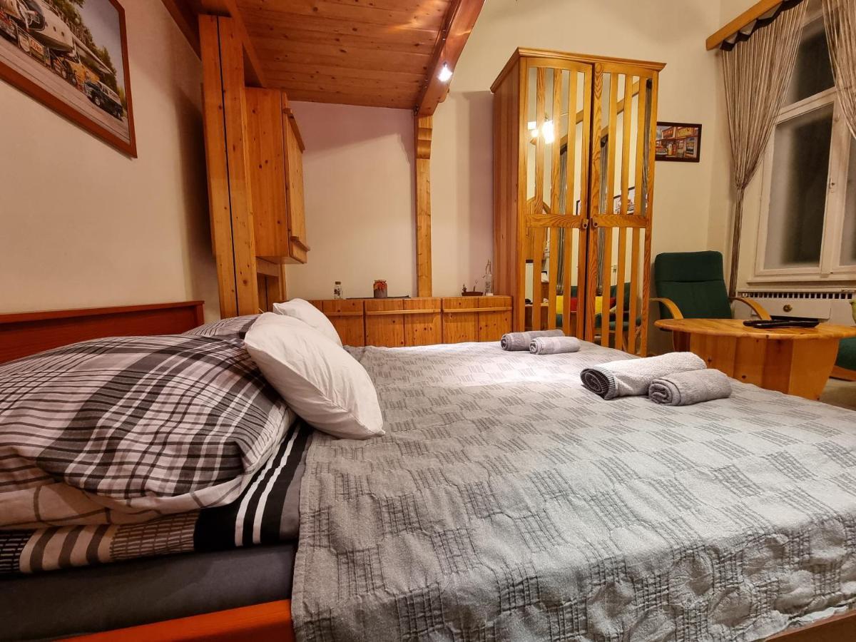 Little Cozy Apartman Μίσκολτς Εξωτερικό φωτογραφία